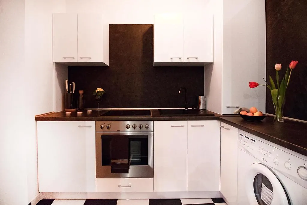 Prestigious Main Square Apartment Krakow