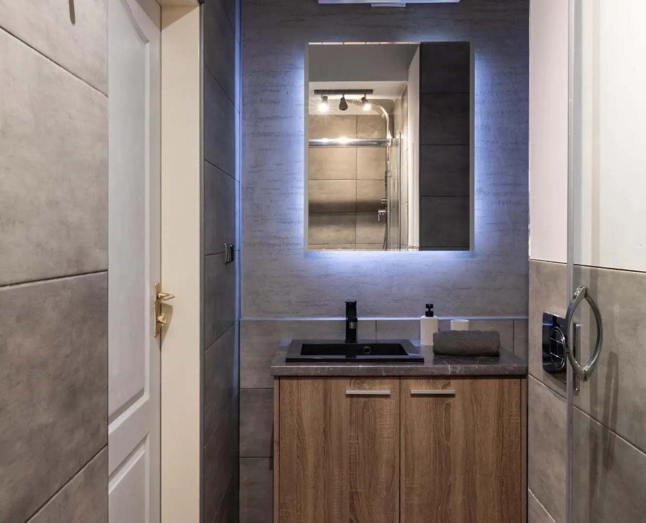Prestigious Main Square Apartment كراكوفيا